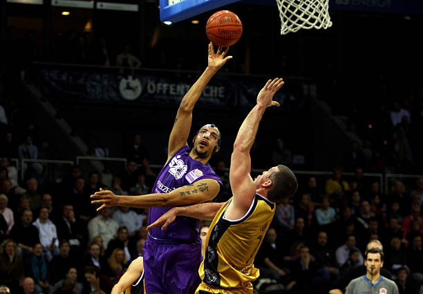 科瓦奇接手 科瓦奇接手