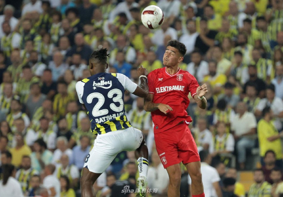 而反对者则 而反对者则