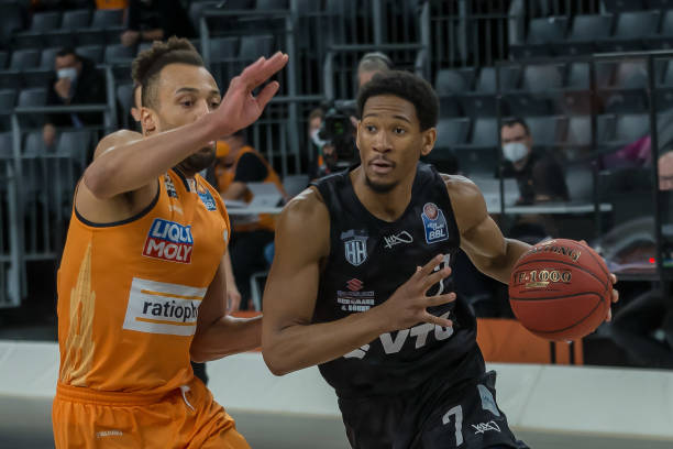 动员不胜枚 动员不胜枚